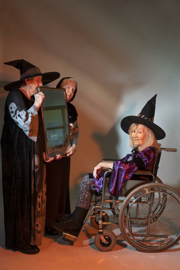 Karolína Kohoutková, Rozmarné čarodějnice